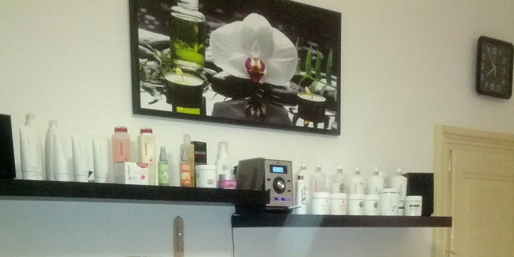 Permanentní make-up pro bezchybný vzhled: Úprava obočí, linek i rtů