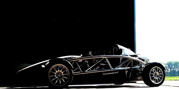 Jízda včetně paliva v rychlém autě Ariel Atom 3.5 jako řidič či spolujezdec