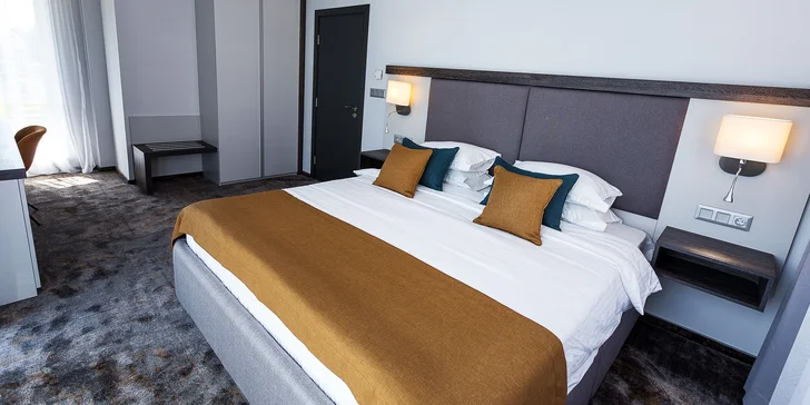 Ubytujete se ve dvoulůžkovém pokoji Standard, Comfort nebo Deluxe.