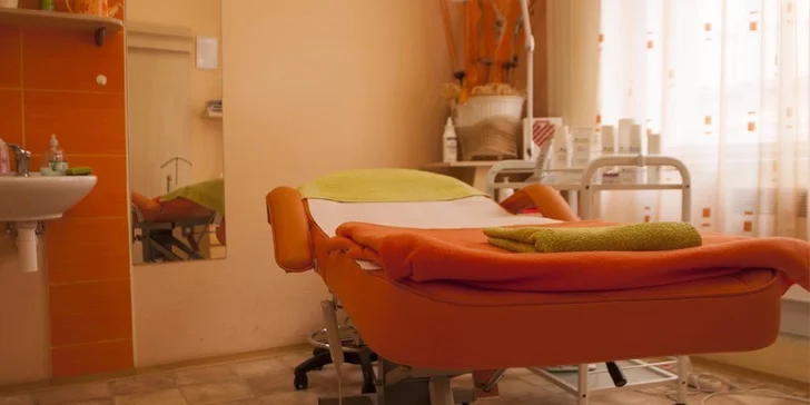 Permanentní make-up pro krásnější oči, obočí či rty
