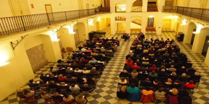 Vstupenka na koncert klasiky i argentinského tanga v Českém muzeu hudby