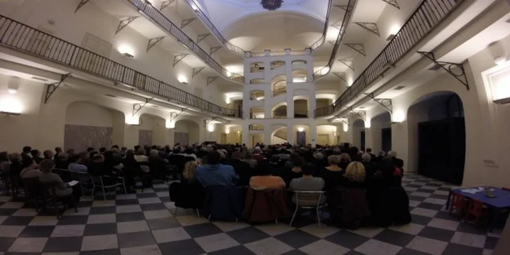 Vstupenka na koncert klasiky i argentinského tanga v Českém muzeu hudby