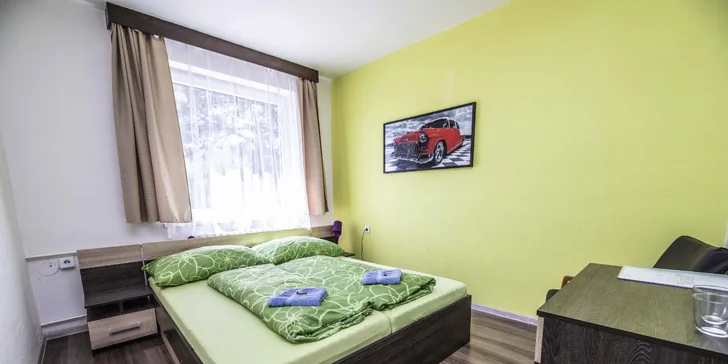 Při pobytu na 1 noc se večeře podává jako jednochodové menu, při pobytu na více nocí jako dvouchodové menu.