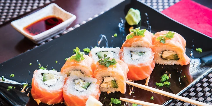 Otevřený voucher pro dvě osoby na veškeré jídlo z restaurace Aichi Sushi