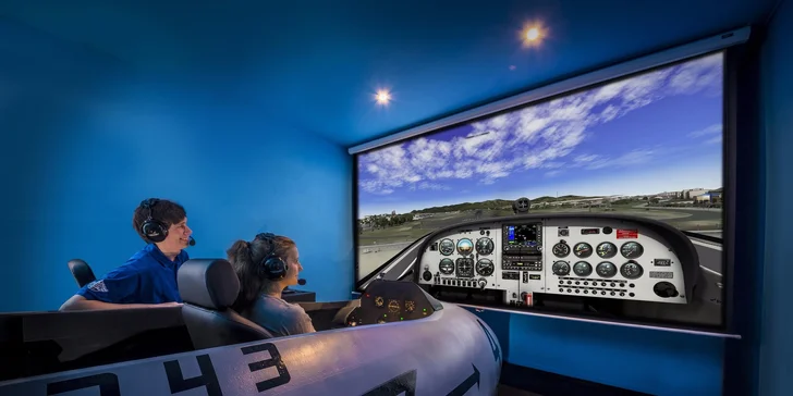 Letecký simulátor – převezměte kontrolu nad letadlem a staňte se pilotem