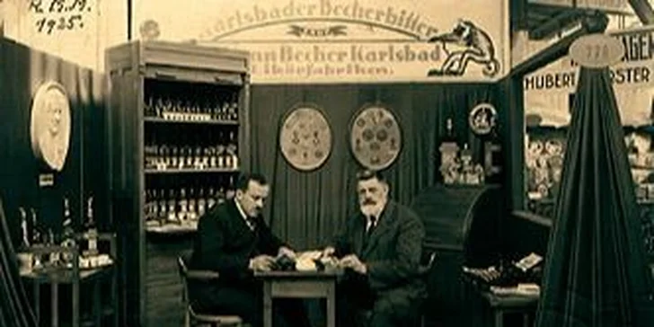 Vstupenky PRO DVA i pro rodinu do Jan Becher Muzea! Odhalte tajemství českého klenotu a získejte 2 miniaturní Becherovky či Becherovky Lemond.