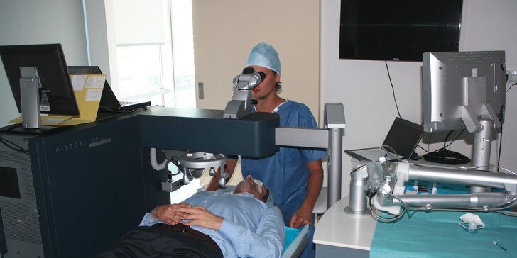 Operace očí nejnovější metodou Relex Smile 3D