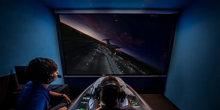 Letecký simulátor – převezměte kontrolu nad letadlem a staňte se pilotem