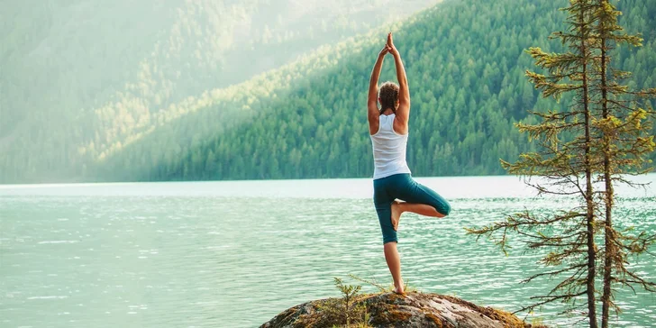 4 lekce Power jógy ve studiu Dance&Yoga