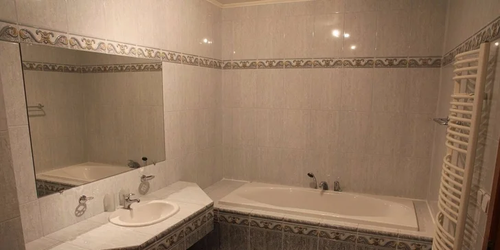 Pohádkový pobyt v Zámeckém hotelu Vranov s polopenzí
