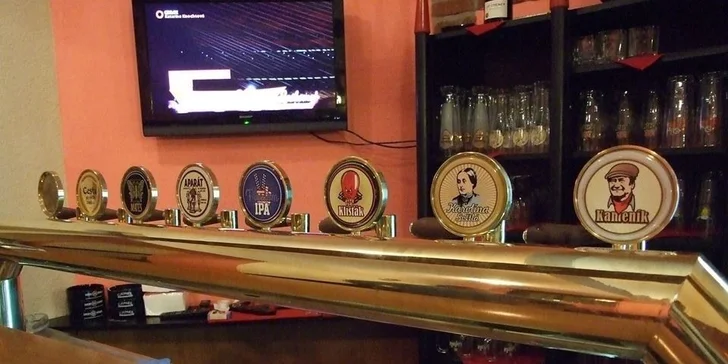 Hromada masových ďábelských topinek v Plzni