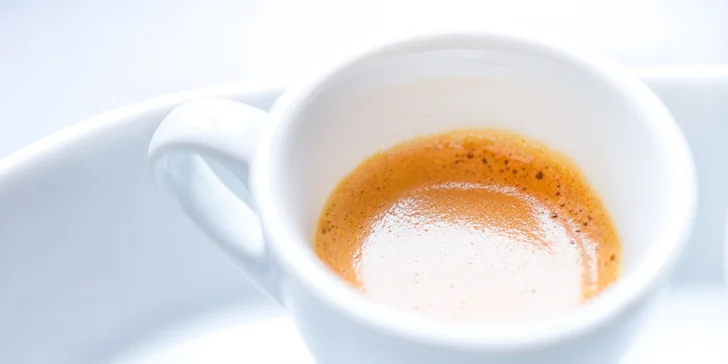 Poctivá víkendová snídaně pro dva s možností wellness či únikové hry