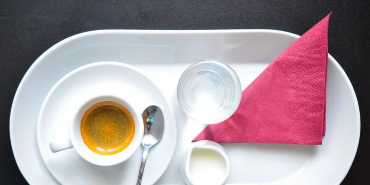 Poctivá víkendová snídaně pro dva s možností wellness či únikové hry