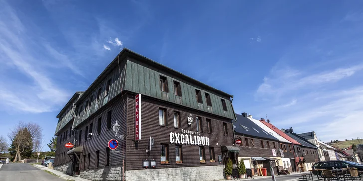 Exteriér i interiér hotelu je opravdu jedinečný.