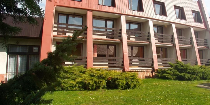 Lyžovačka v Jeseníkách s polopenzí a slevou na vleky