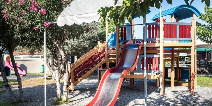 Pro děti je připraven bohatý program, miniklub i hřiště.