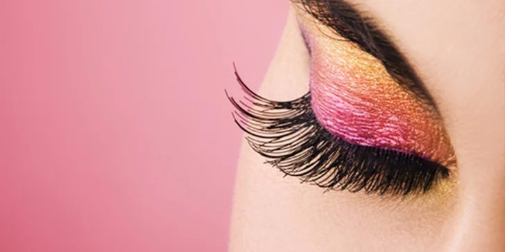 Nádherné a dlouhé řasy s metodou Emporio Lashes