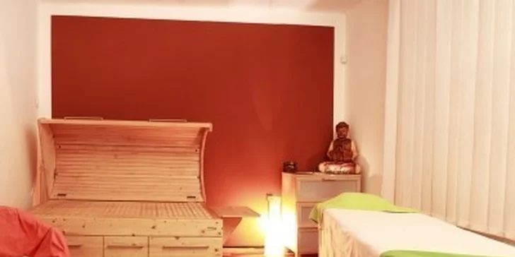 Masáž zad nebo celého těla lávovými kameny