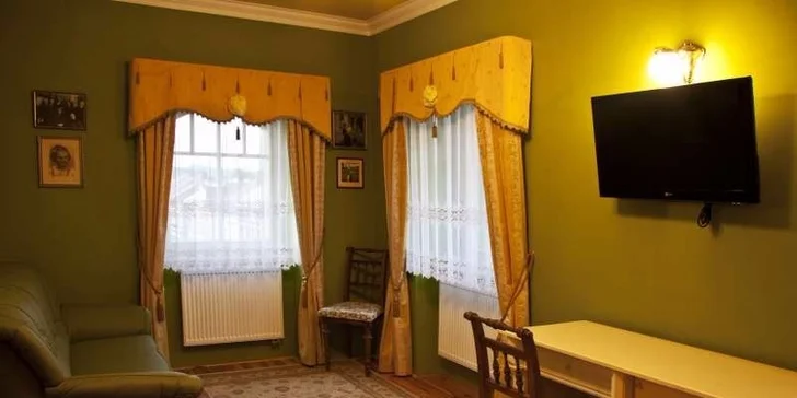 3 dny v prvorepublikovém hotelu v Jičíně včetně vstupu do Císařských lázní