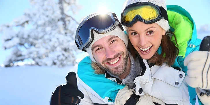 SKI a WELLNESS pobyt pro dva pod Vysokými Tatrami v hotelu Kaštieľ Lučivná + skipasy