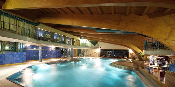 SKI a WELLNESS pobyt pro dva pod Vysokými Tatrami v hotelu Kaštieľ Lučivná + skipasy