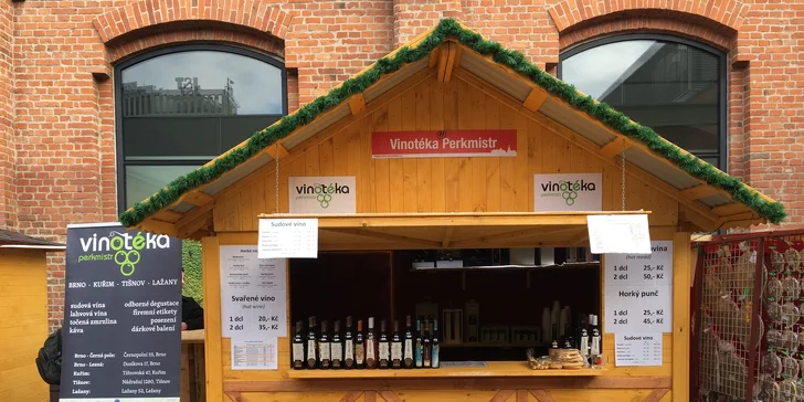 Svařák, punč nebo medovina na adventních trzích u Vaňkovky