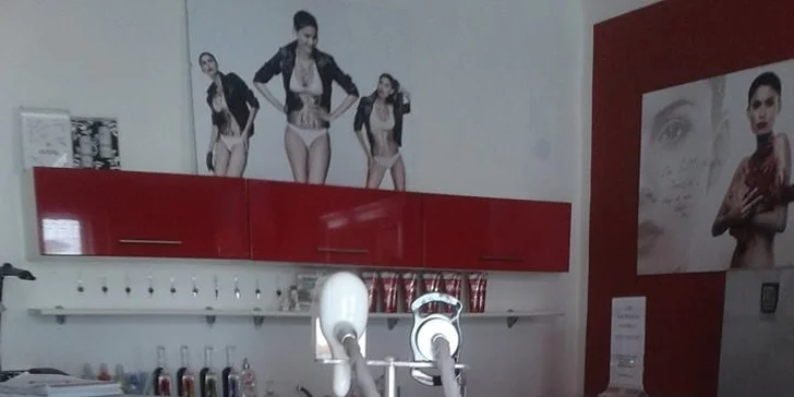 30 minut ultrazvukové liposukce + lymfodrenáž nebo vacushape