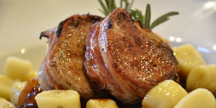 Zábavné degustační minikurzy v pražském Presto meat-market