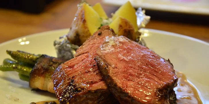 Zábavné degustační minikurzy v pražském Presto meat-market