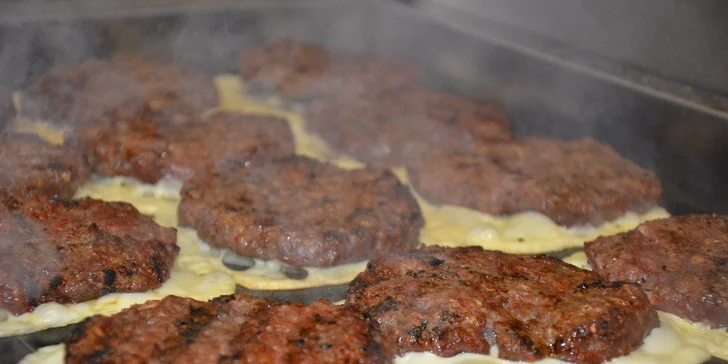 Zábavné degustační minikurzy v pražském Presto meat-market