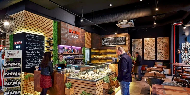 Vydatná snídaně v Kare Café – libovolné dobroty dle vaší chuti