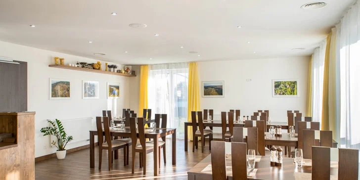 Luxusní pobyt pro dva: neomezený bazén a sauna, skvělé jídlo, minigolf i bowling