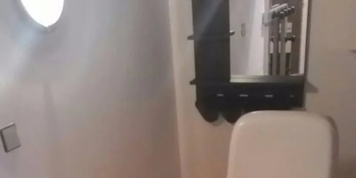 Pedikúra včetně lakování