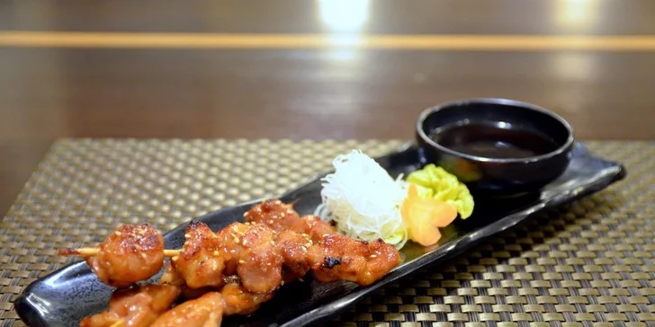Vánoční voucher na bohaté sushi menu pro 2 v Sasori