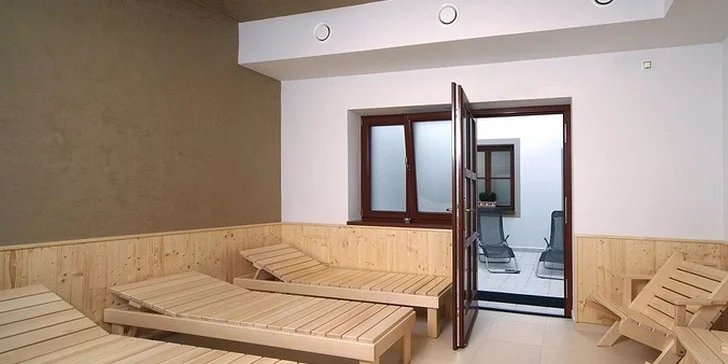 Soukromé wellness, masáž a luxusní ubytování v hotelu Corona**** na jihu Čech
