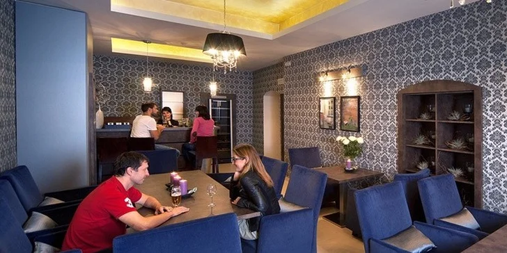Soukromé wellness, masáž a luxusní ubytování v hotelu Corona**** na jihu Čech