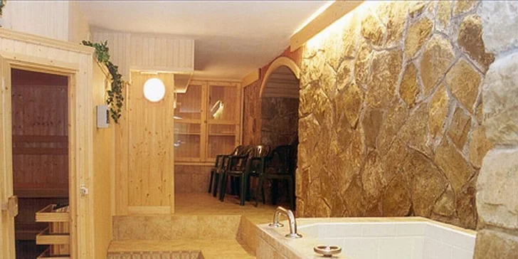 Zimní či jarní pohoda s degustací vín ve 4* hotelu na Moravě