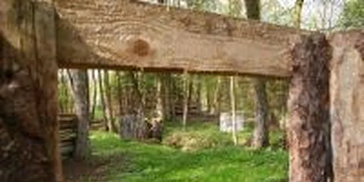 Paintballová hra na perfektních hřištích poblíž Prahy. Hala, les i vojenská základna včetně zapůjčení kompletního vybavení.