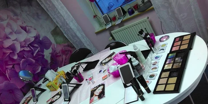 Kurz líčení s profesionální vizážistkou