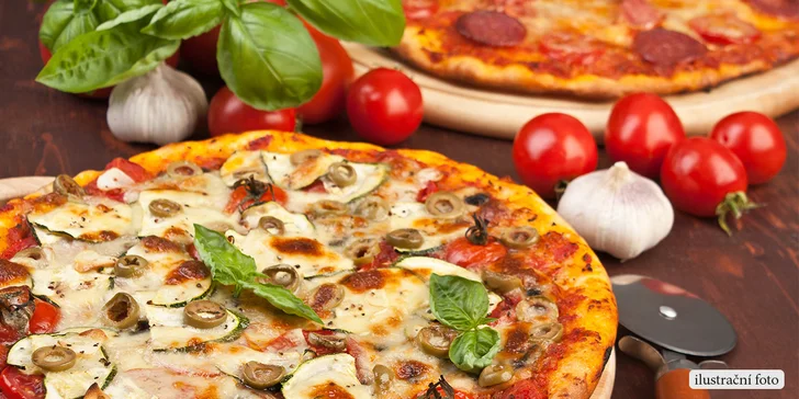 2 italské pizzy o průměru 32 cm v originální pizzerii v centru Plzně