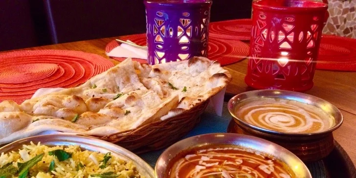 Přehlídka barev a chutí: indické degustační menu pro dvě osoby