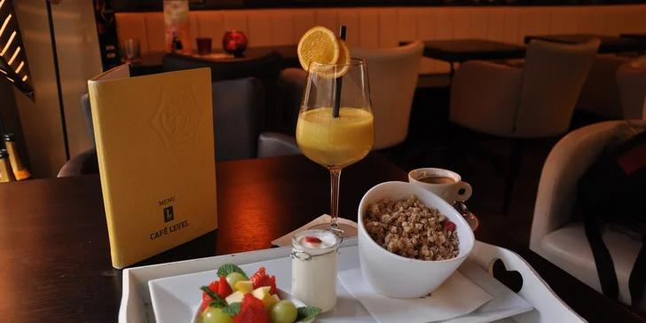 Snídaně ve stylu Café Level dle vlastní chuti