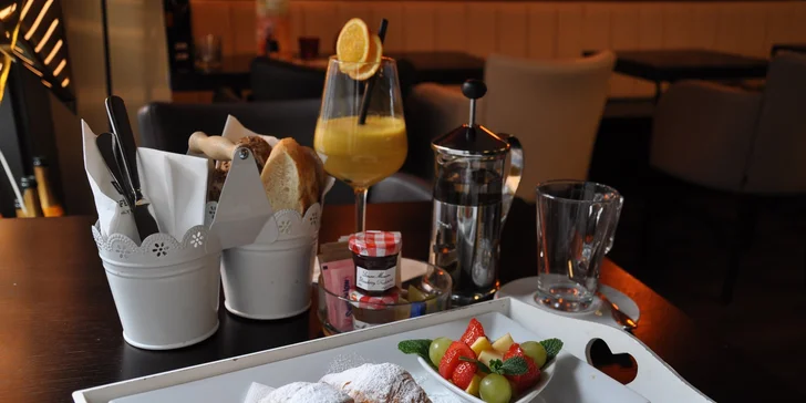 Snídaně ve stylu Café Level dle vlastní chuti