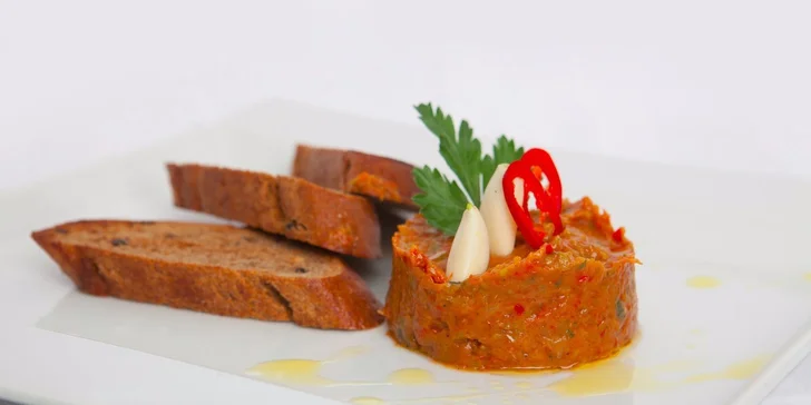 Veganská hostina o 5 chodech pro dva v LoVeg