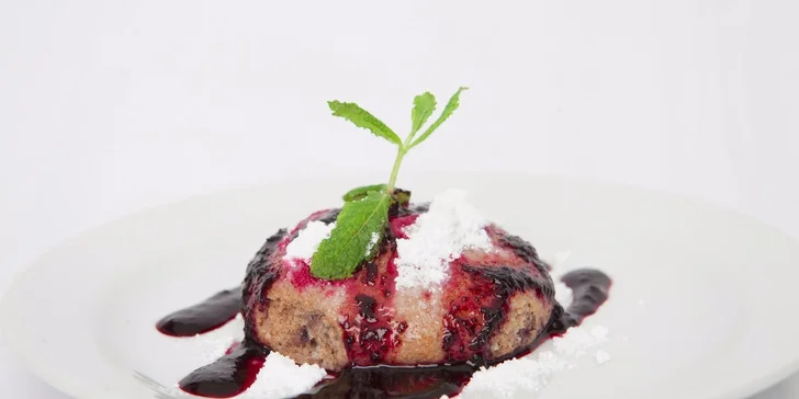 Veganská hostina o 5 chodech pro dva v LoVeg