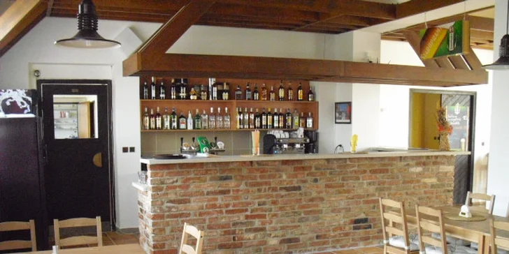 Špičkové tříchodové menu pro dva v hotelu Veveří