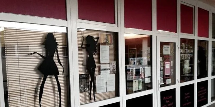 Glamour focení včetně profesionálního líčení a úpravy vlasů