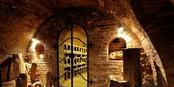 Za historií vína: prohlídka nebo piknik v labyrintu Valtického podzemí