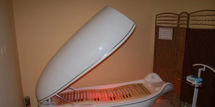 Hubnětě, formujte a regenerujte v Energy Infra Ray Capsuli