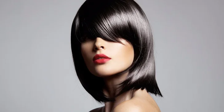 Moderní sestřih vč. vlasové kúry L'oreal